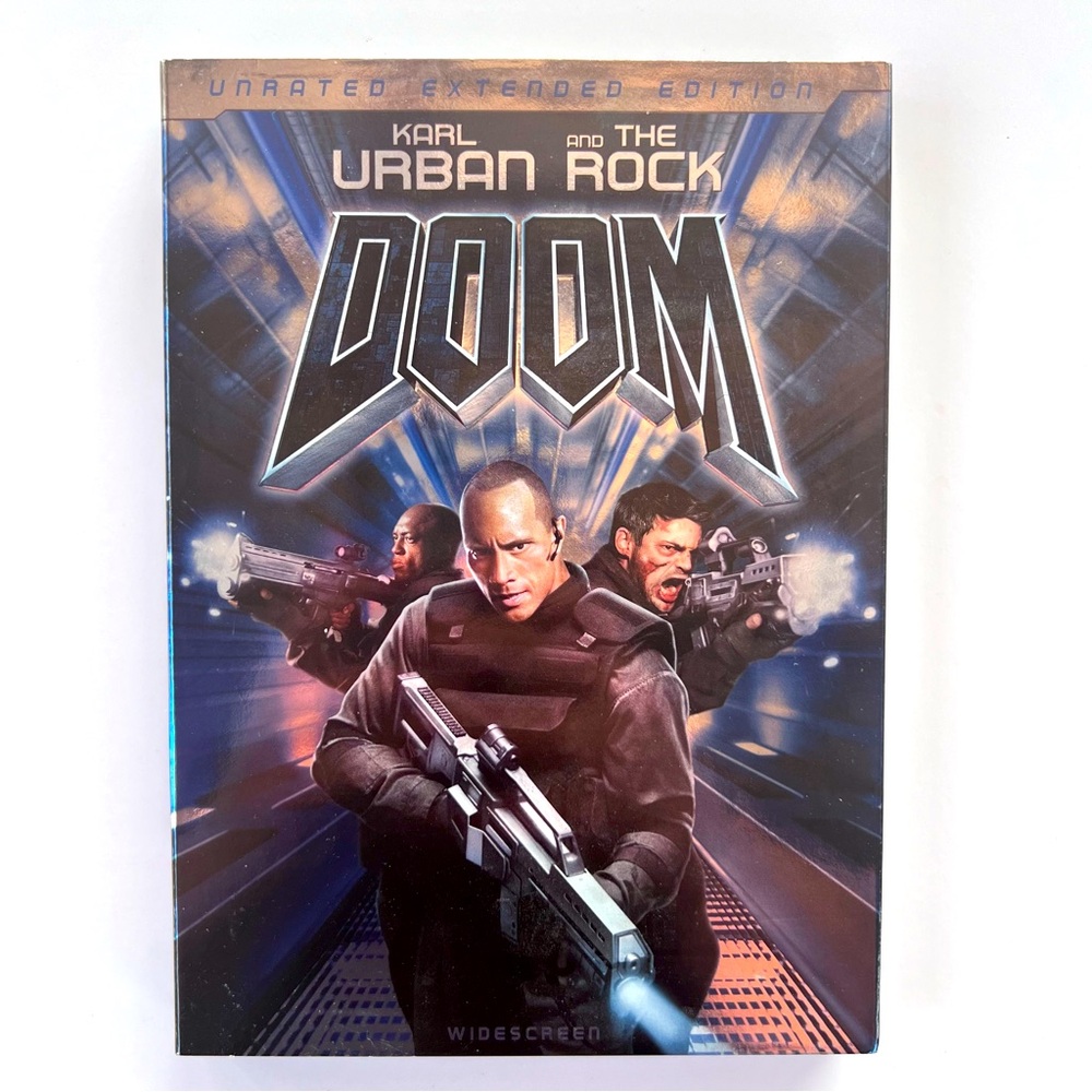 *3/$20* Doom DVD Unrated Widescreen Slipcover The Rock Karl Urban 2006